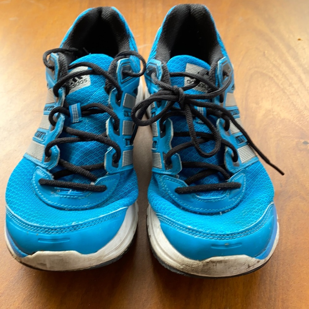 Men's adidas runners - Picture 1 of 8